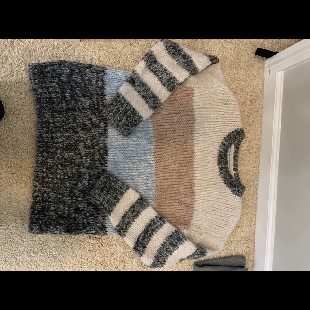 American Eagle Colorblock Sweater Size S